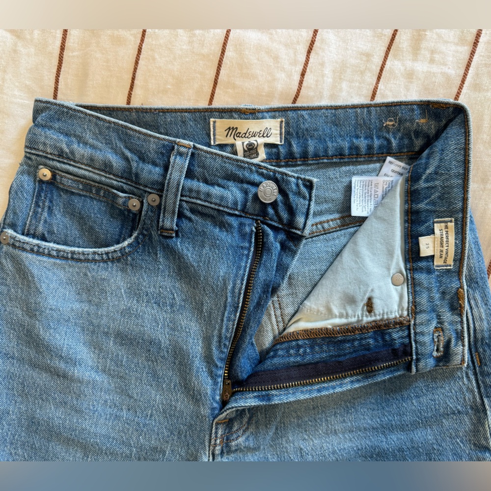 Madewell perfect vintage Jean - straight leg size 25